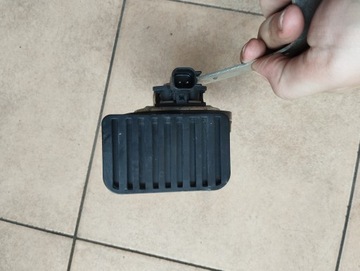 VOLVO XC40 C40 2018- KLAKSON LH 30747614