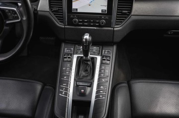Porsche Macan SUV 2.0 252KM 2017 Porsche Macan 2.0 T, Salon Polska, Serwis ASO, zdjęcie 17