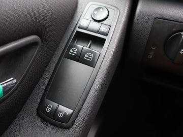 Mercedes Klasa A W169 Coupe 1.7 170 116KM 2004 Mercedes A A 170 , Klima, El. szyby, zdjęcie 15