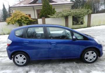 Honda Jazz III 1.4 i-VTEC 100KM 2009 Honda Jazz KLIMATRONIK 1,4 sliczna i sprawna 1.3 Benzyna 100KM, zdjęcie 4