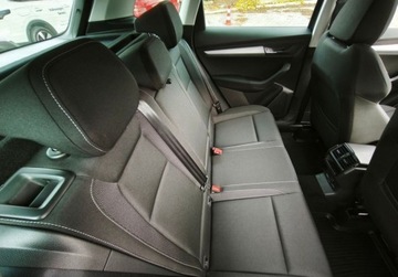 Skoda Karoq Crossover Facelifting 1.5 TSI ACT 150KM 2024 Skoda Karoq Selection Pakiety, FV 23, Tempomat, Kamera, Podgrzewane fotele, zdjęcie 16