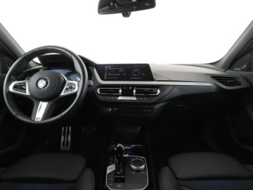 BMW Seria 1 F40 Hatchback M 2.0 M135i 306KM 2022 BMW 135 FV23% M135i 306KM Navi Czujniki przód i, zdjęcie 14