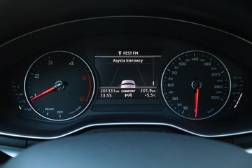 Audi A4 B9 Avant 2.0 TDI 150KM 2016 Audi A4 2.0 TDI, Automat, Navi, Xenon, Bi-Xenon, zdjęcie 10