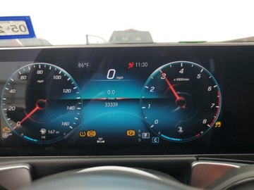 Mercedes GLB 2020 Mercedes-Benz GLB 250, 2020r., 2.0L 2.0 Benzyna 221KM, zdjęcie 9