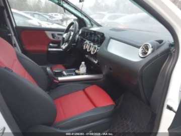 Mercedes GLA II 2022 Mercedes-Benz GLA amg 35, 2022r., 4x4, 2.0L 2.0 Benzyna 302KM, zdjęcie 8