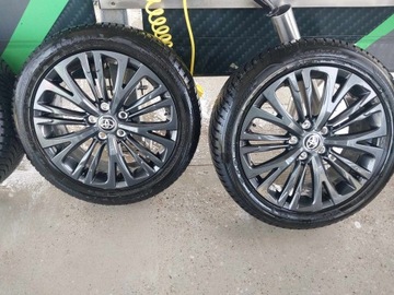toyota yaris cross koła felgi z oponami 18 cali