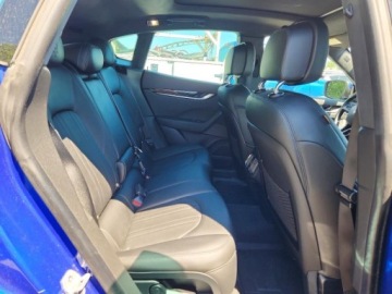 Maserati Levante 2022 Maserati Levante Base 2022 3.0 Benzyna 345KM, zdjęcie 10