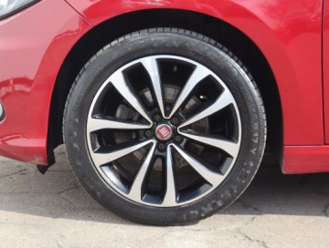 Fiat Tipo II Hatchback 1.6 E-Torq 110KM 2017 Fiat Tipo 1.6 16V, Salon Polska, 1. Właściciel, zdjęcie 14