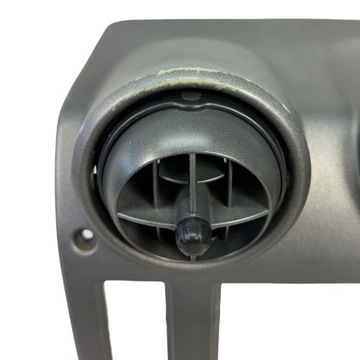 HUMMER H2 03-07R POUZDRO KONZOLA STŘEDNÍ  PANEL KOKPIT DESKY ROZDĚLOVACÍ