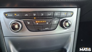 Opel Astra K Hatchback 5d 1.4 Turbo 150KM 2017 Opel Astra 1.4T 140KM manual Navi 2xPDC climatronic 100 bezwypadek 1.4, zdjęcie 11