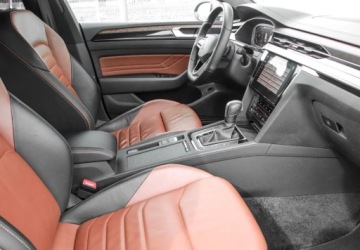 Volkswagen Arteon Fastback Facelifting 2.0 TSI 190KM 2022 Volkswagen Arteon 2.0 TSI 190KM Elegance DSG Side Assist Tapicerka Nappa, zdjęcie 13