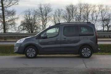 Peugeot Partner II 2018 Peugeot Partner 1.2T nawi doinwestowany Car Play, zdjęcie 3