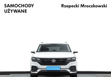 Volkswagen Touareg III SUV 3.0 V6 SCR TDI 231KM 2022 Volkswagen Touareg 3.0 TDI 231KM Tiptronic, Reflektory LED Matrix, Kamera, zdjęcie 1