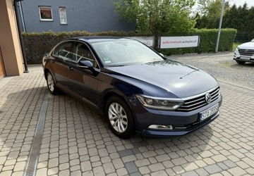 Volkswagen Passat B8 Limousine 1.8 TSI BlueMotion Technology 180KM 2017 Volkswagen Passat 1,8 TSI 180KM Klimatronik Kola latozima 1.8 Benzyna, zdjęcie 3