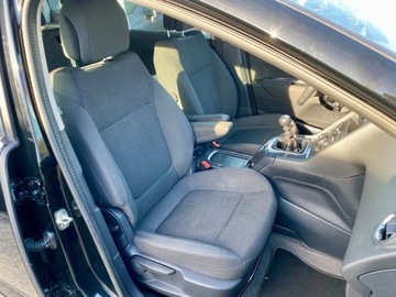 Peugeot 5008 I Minivan 2.0 HDi FAP 150KM 2013 Peugeot 5008 7- Osobowy 2.0 Diesel 150KM, zdjęcie 32