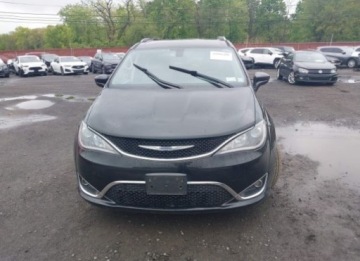 Chrysler Pacifica II 2018 Chrysler Pacifica Touring L 3.6L 3.6 Benzyna 287KM, zdjęcie 1