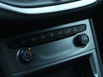 Opel Astra K Sportstourer Facelifting 1.2 Turbo 110KM 2019 Opel Astra 1.2 Turbo, Salon Polska, 1. Właściciel, zdjęcie 13