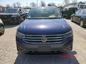 Volkswagen Tiguan II 2023 Volkswagen Tiguan 2023 r, 2,0L po gradobiciu 2.0 Benzyna 184KM, zdjęcie 4