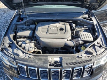 Jeep Grand Cherokee IV 2018 Jeep Grand Cherokee Limited 2018 3.6l 3.6 Benzyna 295KM, zdjęcie 6