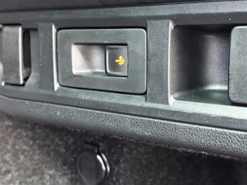 Skoda Octavia IV Kombi 2.0 TDI SCR 200KM 2022 Skoda Octavia 2.0TDI 200KM 4X4 RS DSG l DCC, Chall, zdjęcie 33