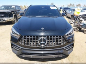 Mercedes GLA II 2023 Mercedes-Benz GLA 2023 MERCEDES-BENZ AMG GLA 35 4MATIC 2.0 Benzyna 302KM, zdjęcie 11
