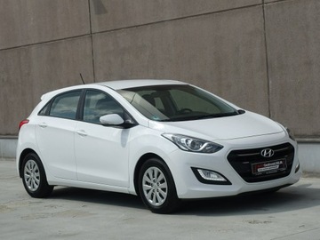 Hyundai i30 II Hatchback 3d Facelifting 1.6 CRDi 110KM 2016 Hyundai i30 1.6 CRDi 110KM/Nawi/Kamera, zdjęcie 1