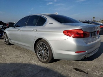 BMW Seria 5 G30-G31 2019 BMW Seria 5 530e 2019 2.0l 2.0 Hybryda 248KM, zdjęcie 1
