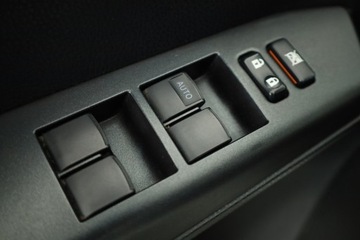 Toyota RAV4 IV MPV Facelifting 2.0 D-4D 143KM 2016 Toyota RAV 4 2.0 D-4D, Salon Polska, Skóra, Navi, zdjęcie 17