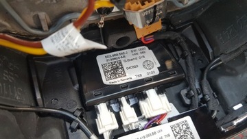 OCTAVIA IV KIEROWNICA SKÓRZANA PERFOROWANA RS VRS