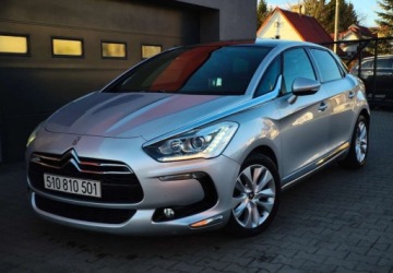 DS 5 Hatchback (Citroen) 2.0 HDi 163KM 2012 Citroen DS5 Citroen DS5 HDi 165 Business 2.0 Diesel 163KM