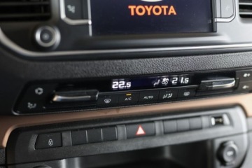Toyota 2022 Toyota Proace Verso 2.0 D4-D Long Family 2.0 Diesel 145KM, zdjęcie 19