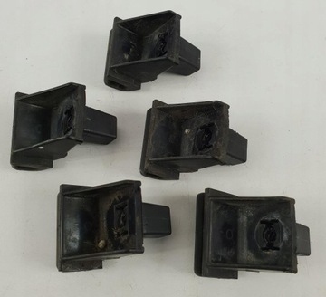 DRŽÁK VÝZTUHA NISSAN X-TRAIL T30