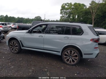 BMW X7 2023 BMW X7 2023 BMW X7 M60i Sports Activity Vehicle 4.4 Benzyna 523KM, zdjęcie 12