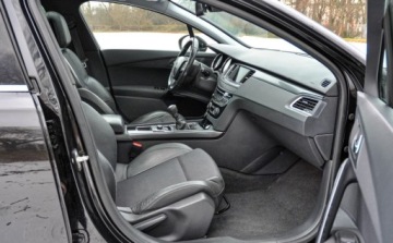 Peugeot 508 I SW 1.6 THP 156KM 2012 Peugeot 508 Bezwypadkowy Panorama 1.6 Benzyna 156KM, zdjęcie 10