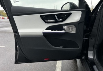 Mercedes GLC C254/X254 Coupe 2.0 300 258KM 2025 Mercedes-Benz GLC 300 4matic suv amg premium 2.0 Benzyna 258KM, zdjęcie 9