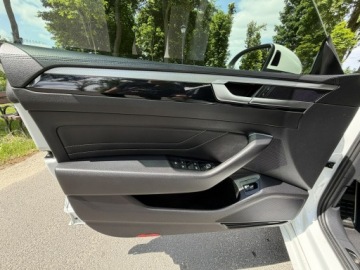 Volkswagen Arteon Fastback Facelifting 2.0 TDI SCR 150KM 2021 Volkswagen Arteon Shooting Brake 2,0 TDI R-line, zdjęcie 16