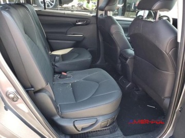 Toyota Highlander III 2020 Toyota Highlander 2020 r.,2,5L 4x4 XLE 2.5 Hybryda 243KM, zdjęcie 10