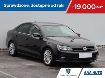 Volkswagen Jetta VI Sedan Facelifting 1.4 TSI 125KM 2014 VW Jetta 1.4 TSI, Salon Polska, Skóra, Navi