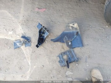 Mercedes GLB 2021 Mercedes-Benz GLB amg 35, 2021r., 4x4, 2.0L 2.0 Benzyna 302KM, zdjęcie 6