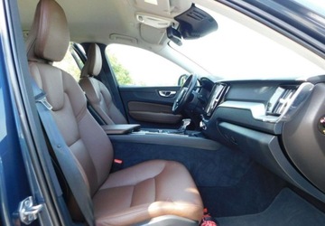 Volvo XC60 II Crossover D4 190KM 2019 Volvo XC 60 z Gwarancja Skora Model 2020r 2.0 Diesel 190KM, zdjęcie 7