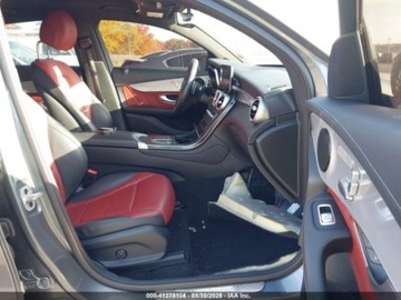 Mercedes GLC C254/X254 2022 Mercedes-Benz GLC 2022 MERCEDES-BENZ GLC 300 4MATIC COUPE 2.0 Benzyna 255KM, zdjęcie 6