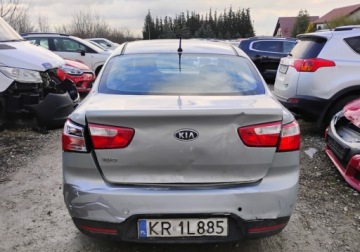 Kia Rio III 2011 Kia Rio I rej 2012r, 1.2 Benzyna. Lekko uszkodzony tyl. Jezdzi. 1.2 80KM, zdjęcie 16