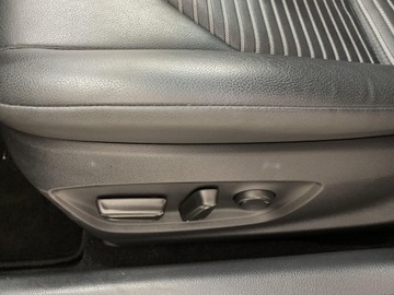 Toyota Camry IX Sedan 2.5 Hybrid Dynamic Force 218KM 2023 Toyota Camry 2.5 Hybrid Prestige CVT Toyota Camry, zdjęcie 20