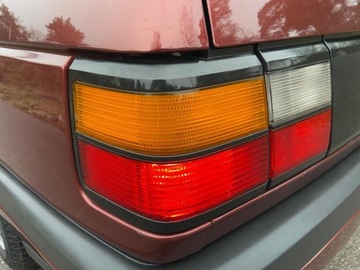 Volkswagen Passat B3 Sedan 2.0 115KM 1990 Volkswagen Passat Volkswagen Passat B3 Automat Sedan Welur Bordo Super Sta, zdjęcie 10