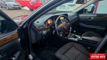 Mercedes Klasa E W212 Limuzyna 200 CGI BlueEFFICIENCY 184KM 2010 Mercedes-Benz Klasa E Zarejestrowany 100 bezwypadkowy 1.8 Benzyna 183KM, zdjęcie 13