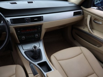 BMW Seria 3 E90-91-92-93 2008 BMW 3 318 d, Klima, Klimatronic, Tempomat, zdjęcie 7