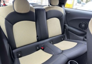 Mini Mini F56 Electric Facelifting 32.6kWh 184KM 2022 MINI Cooper Elektryk 185KM, zdjęcie 15