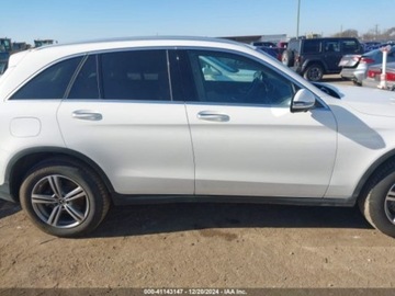 Mercedes GLC C254/X254 2022 Mercedes-Benz GLC 2022r., 2.0L 2.0 Benzyna 255KM, zdjęcie 4