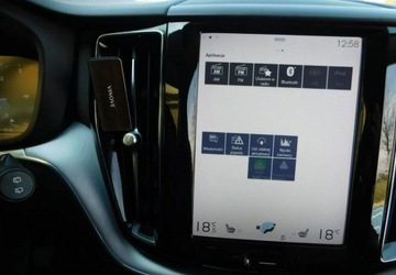 Volvo XC60 II Crossover D3 150KM 2019 Volvo XC 60 z Gwarancja Bezwypadkowe 100 Model 2020r 2.0 Diesel 150KM, zdjęcie 16