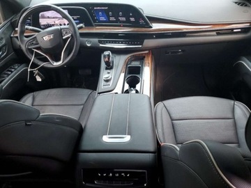 Cadillac Escalade III 2023 Cadillac Escalade 2023, 6.2L, PREMIUM LUXURY, porysowany lakier 6.2 Benzyna, zdjęcie 6